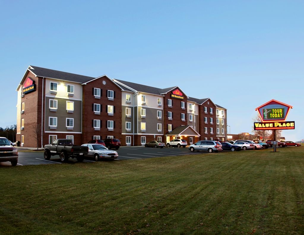 Woodspring Suites Holland - Grand Rapids Εξωτερικό φωτογραφία