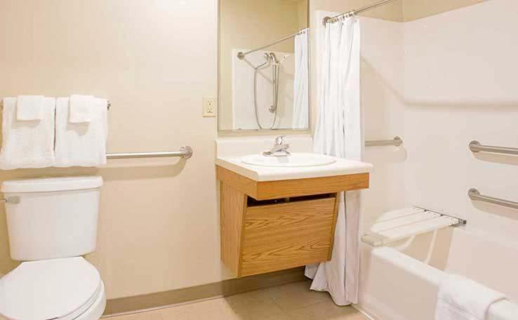 Woodspring Suites Holland - Grand Rapids Εξωτερικό φωτογραφία